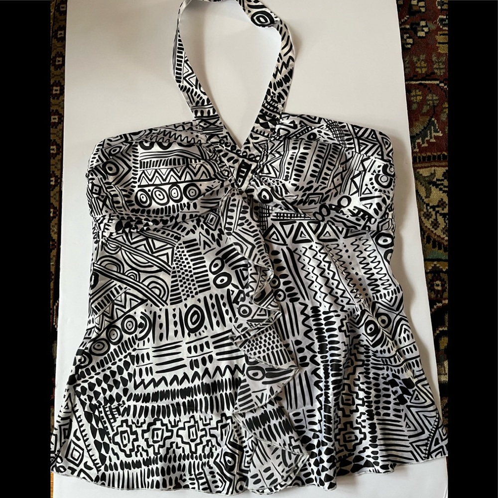 Spense Satin Halter Top in Size Medium